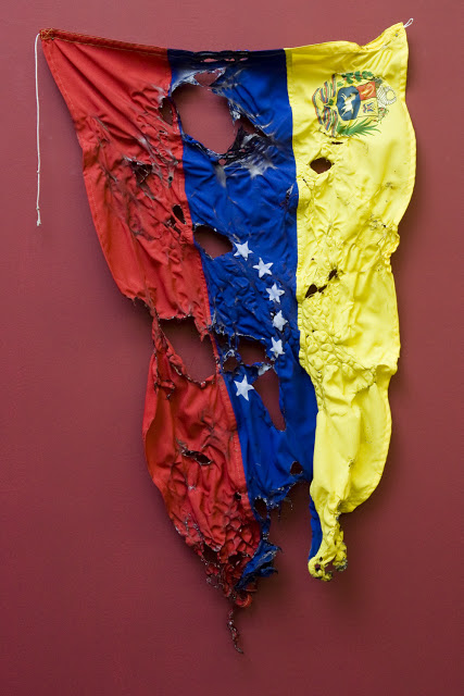 Bandera-venezolana-quemada.jpg