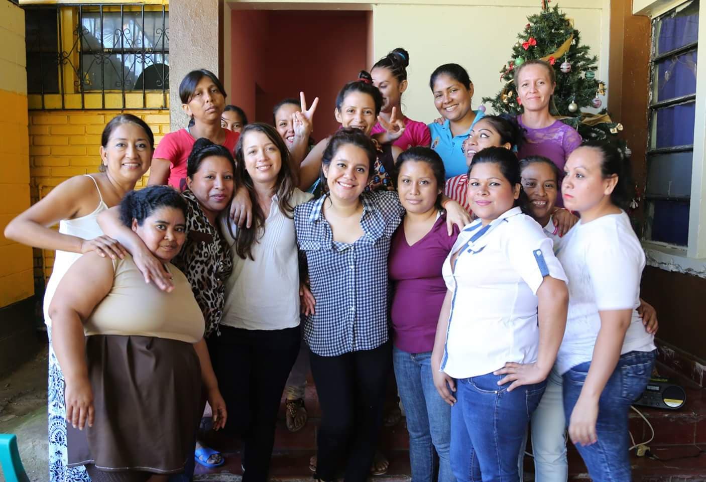 Some of Las 17 y Más, El Salvador, with their psychologist and one of their lawyers. © Citizens’ Group for the Decriminalization of Abortion 2017