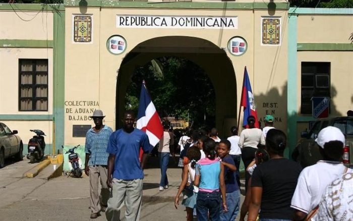 Haiti Dominican Republic border crossing
